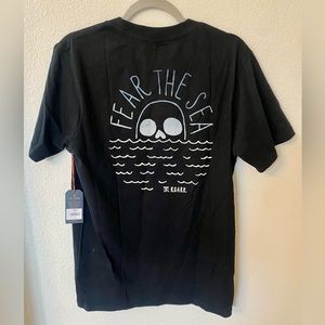 Roark “fear the sea” shirt size M